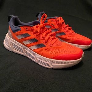 Adidas men’s size 10 orange tennis shoes